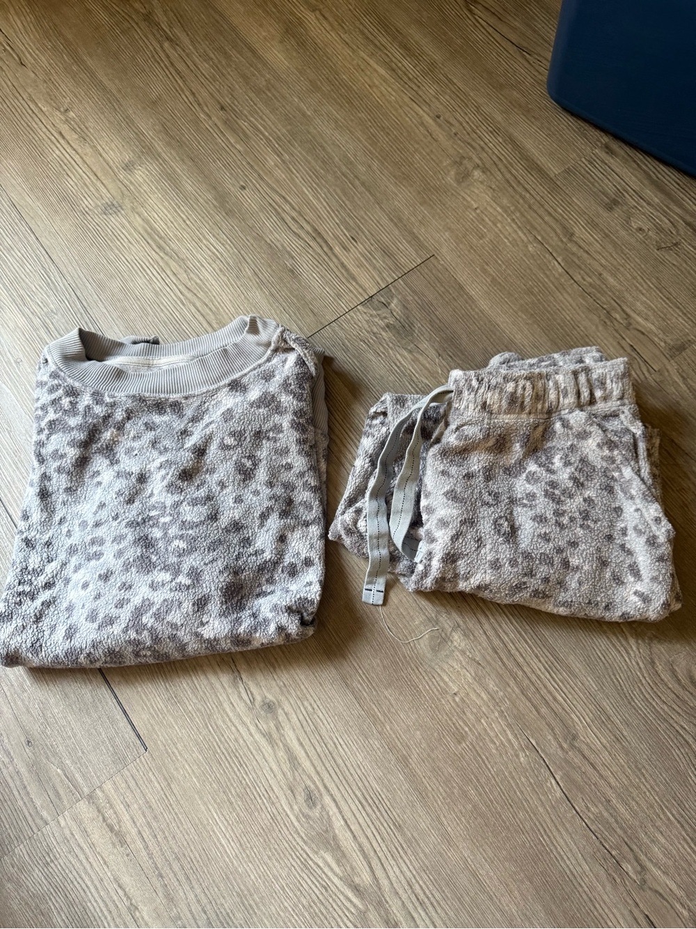 aerie Light Gray Lounge Sweatpants